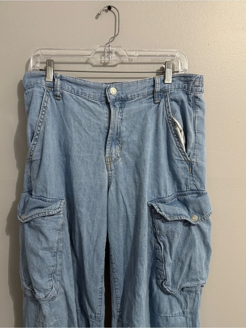 Gap Jeans Womens 10 Wide Leg Baggy Cargo Mid Rise Light Wash Street Modern y2k
